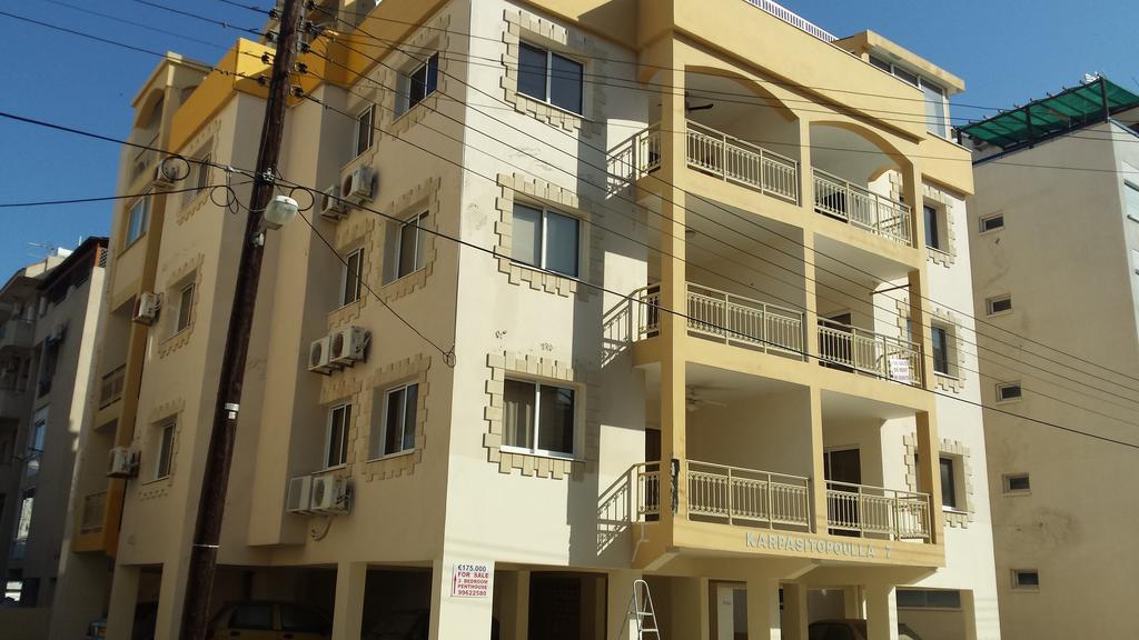 Panikos Beach Apartment I Λάρνακα Εξωτερικό φωτογραφία