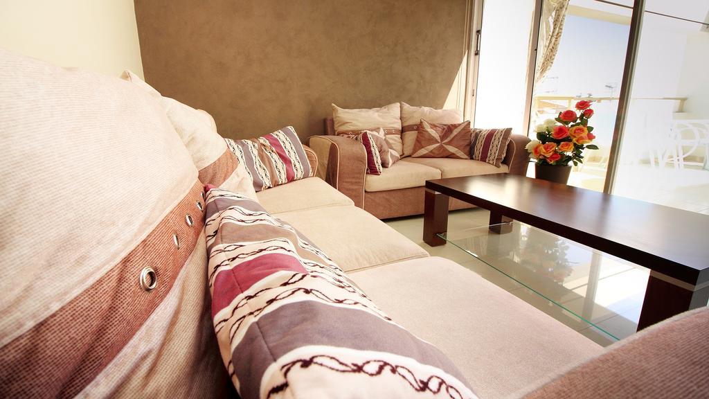 Panikos Beach Apartment I Λάρνακα Εξωτερικό φωτογραφία