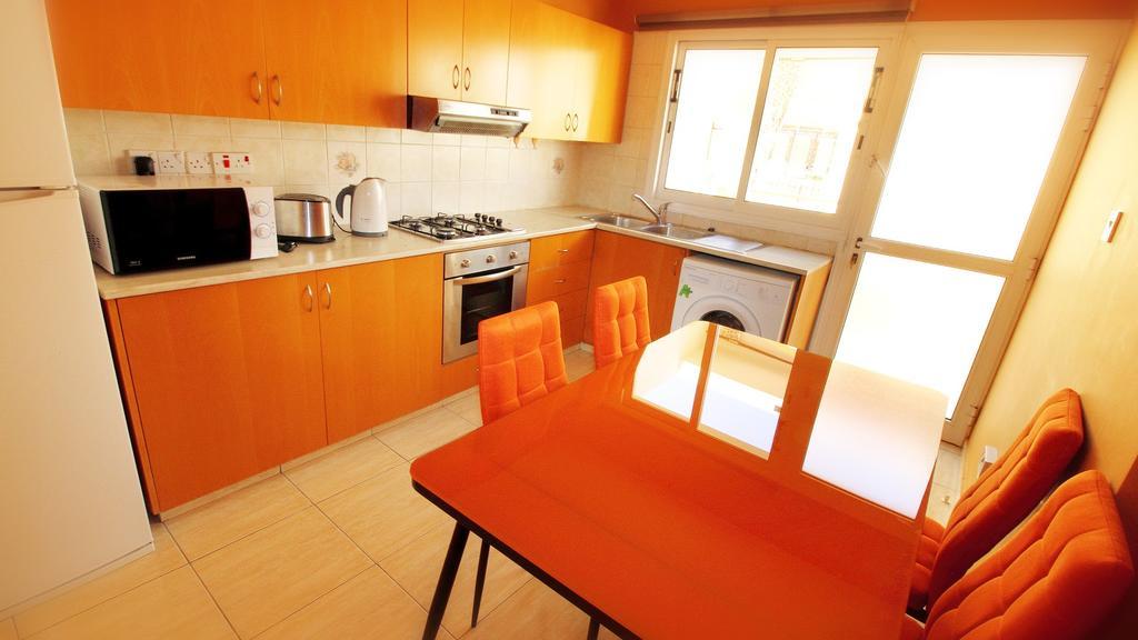 Panikos Beach Apartment I Λάρνακα Εξωτερικό φωτογραφία
