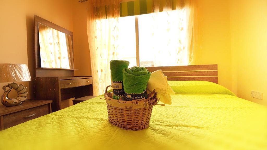 Panikos Beach Apartment I Λάρνακα Εξωτερικό φωτογραφία