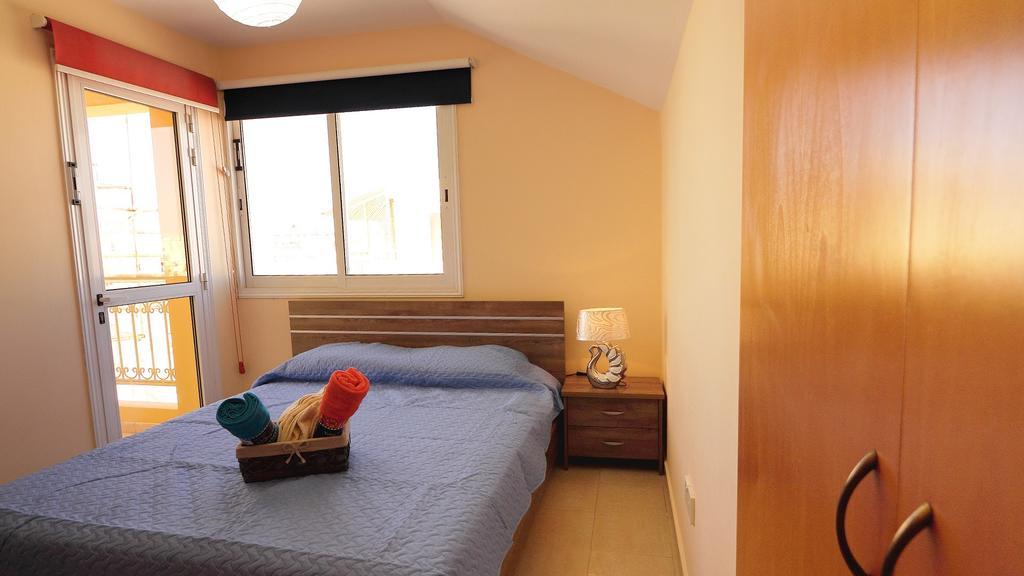 Panikos Beach Apartment I Λάρνακα Εξωτερικό φωτογραφία