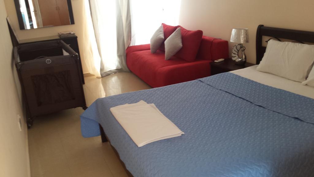 Panikos Beach Apartment I Λάρνακα Εξωτερικό φωτογραφία